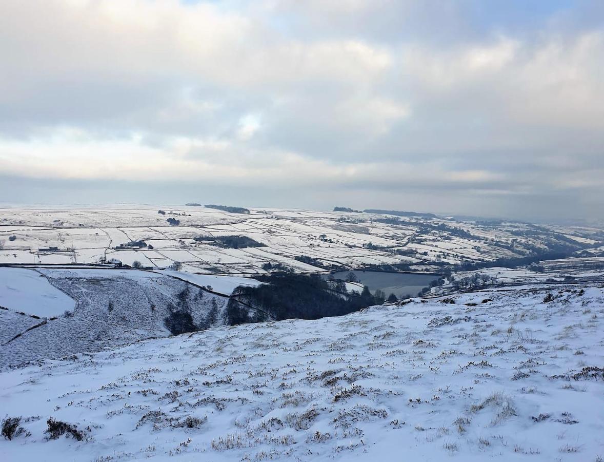 Bijou Cottage In Bronte Country With Wood-Burning Stove & Hot Tub Spa Хоэрт Экстерьер фото